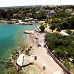 Πανσιόν Janes