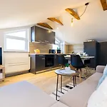 Janes Pensión 4*